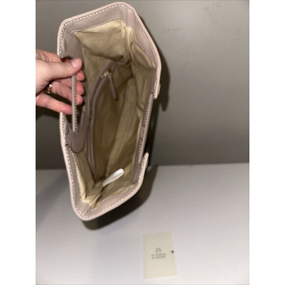 Etienne Aigner Bombe"A" Clutch Handbag Tan Leather New - Picture 9 of 10